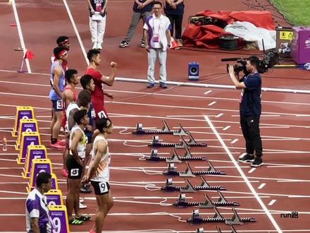 杭州亚运会田径比赛,男子100米半决赛,🇨🇳谢震业10秒03晋级决赛#100米 #谢震业 #杭州亚运会 #中国田径 #田径比赛 @DOU+小助手 @DOU+上热门
