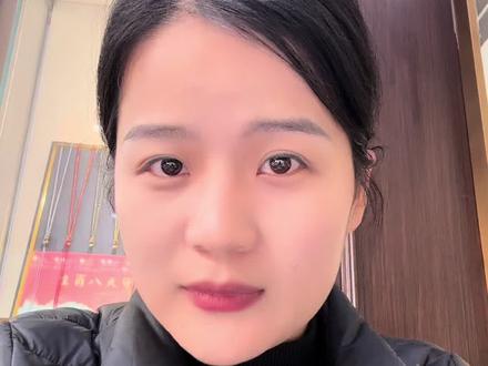 国投白银限购调整,具体变化如下
A类:由原来的100变成500
C类:由原来的1000变为500
总量由原来的一千一变为1000,
跟之前相比总量少了,懂的都懂。
#国投瑞银 #白银 #今日话题 #知识分享 #日常生活分享记录