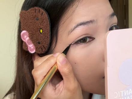 厌世感+狼系=大事很妙!!🐺ins爆火的狼系亚裔妆妆教~ #肿眼泡 #内双肿眼泡 #新手化妆教程 #美妆 #美妆百万新星计划 @DOU+小助手 @DOU+上热门