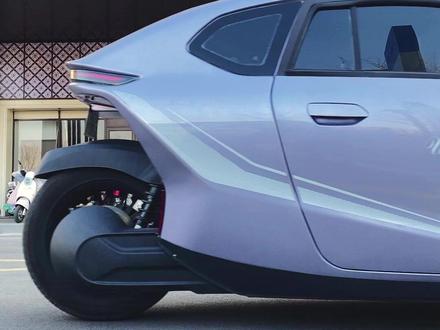 它是三轮车界的天花板,保时捷版倒三轮,特鲁夫运动超跑GT5 #不倒翁#特鲁夫#三轮车#倒三轮摩托