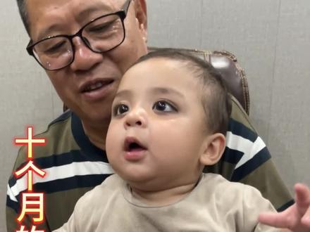 请家人们放心,我会将这份爱一直传递下去。#曹叔在巴基斯坦 #曹叔爱心孤儿院 #传递正能量 #大眼萌娃 #爷孙俩的快乐时光