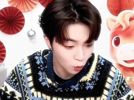 陈立农粤语展示时间到!#陈立农 #粤语 #美食分享 #直播 #名场面