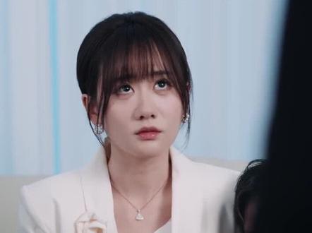 遭养女换脸顶替,六年后携子霸气归位 * #假面千金鸠占鹊巢 #天桥短剧 #摸鱼追短剧