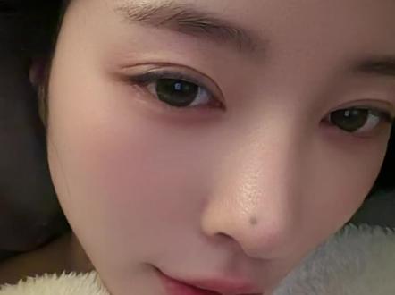 不要说我爱男。 但是分手很多年站起来毁掉一个人的事业这件事情真很过分!!!