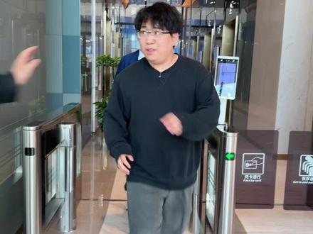 市场有风险,入市需谨慎 @保安胖虎爱理财 @交易魔法师(马总)