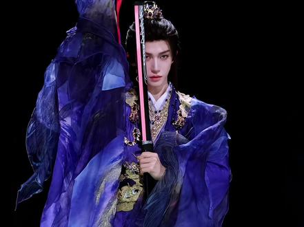 不是,他的道具为啥又又又又那么听话?!!!! #刘宇封神舞台名场面 #演唱会绝美瞬间