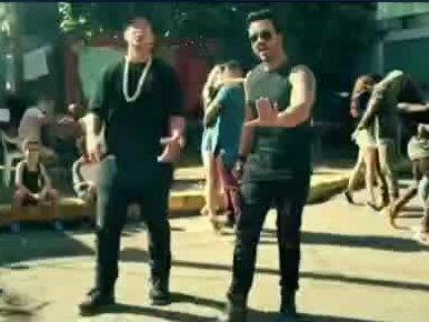 楼下天天放这首歌,我感觉我活在了南美的街头#好听英文歌曲