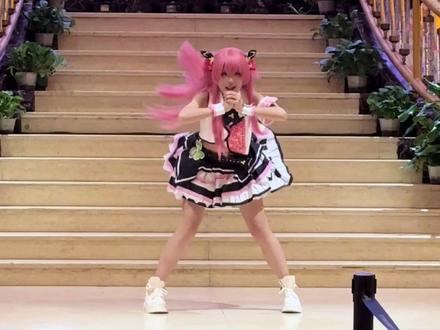 好累!!!!#世界计划 #漫展 #桃井爱莉 #mjm #舞台