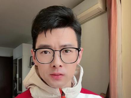 国产碳板跑鞋怎么选?#跑鞋 #跑鞋推荐 #dou创作者计划 #跑步 #国产跑鞋