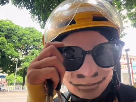 带上头套我就是社牛了哈哈哈 #美团小哥 #外卖日记 #vlog