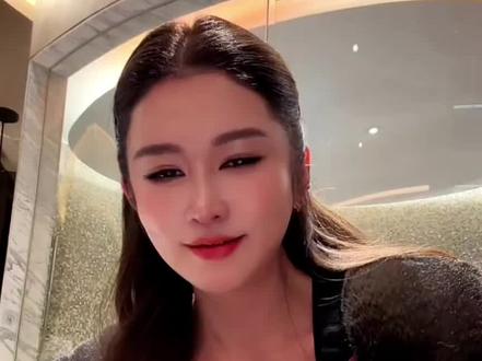 新年海边专属 10块淘到爱马仕香晕了
纳迪尔二手市场的神仙眼光✨
过年海边背超适配,提前搭好超好看
他选的,怎么都爱💓
#盈公主纳迪尔 #新年海边穿搭 #情侣淘货日常 #10元宝藏好物@👑盈公主👑3号晚上7点年货节 @纳迪尔