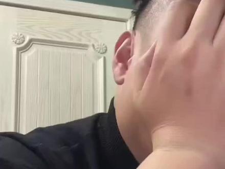 做自媒体三年,卖了三套🏠,一辆车
今天终于上了十万+,却被人拔了电闸!
抖音是正能量的平台,一定会守护,给大家带来正能量的奋斗者
#正能量 #杜坤 #毛洋洋 #热门