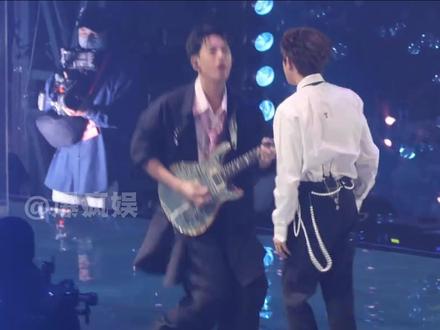 早知道我留着春晚再看了#肖战 #檀健次 #王源 #湖南卫视跨年晚会 #2025影娱年终大赏 补tag 贺峻霖 沈梦辰 孟佳 陶喆