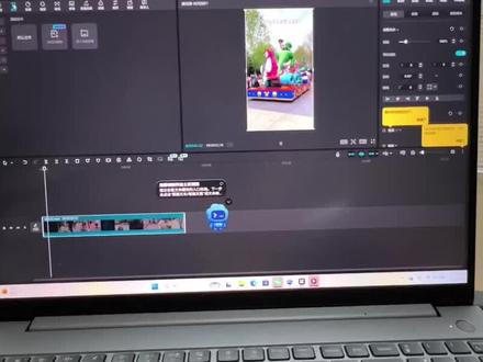 codex操作剪映,全自动剪视频 总共放了43个随手拍的杂乱素材在文件夹,告诉codex文件夹位置,
输入指令:“我D盘有个文件夹名为迪士尼,这里面是我带小孩去迪士尼玩的视频,我现在想让你用剪映去帮我做一条视频,你打算怎么做呢?”
它差不多操作了半个小时左右吧,剪出来的视频也中规中矩,并没有特别出色,好歹也抓了一些镜头。包括文案、配音、配乐等等都是它独立完成的。
#codex#ai#Codex#剪视频#全自动