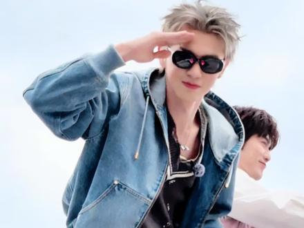 满分楠给我的满分回应🥹
努力举起的灯牌 只想让你知道 我是为你而为@种地吧何浩楠
#何浩楠 #深圳欢乐谷#新年组个局