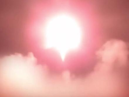 伊朗给美军准备了“1000多只蚊子”? 霍尔木兹海峡之战打响!美媒称,伊朗有超1000艘快艇的“蚊子舰队”。