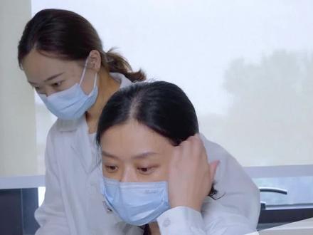 #icl晶体植入 v4晶体和v5晶体区别?v5晶体多少钱?#医学科普康康我的#门诊日常 吧#近视手术 #全飞秒近视手术