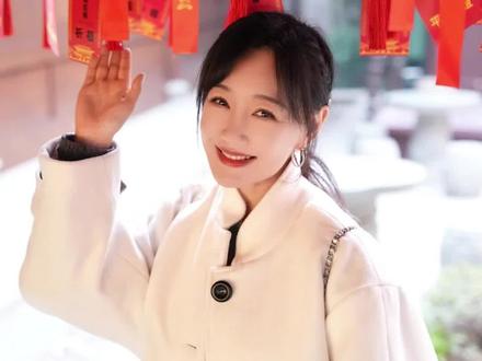 薛佳凝分享投资黄金经历 #娱乐 #薛佳凝 #热点