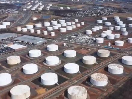 东京突然砸下8000万桶石油储备,日本自卫队秘密接触乌克兰无人机技术——#军事科普 #军事爱好者 #军事迷