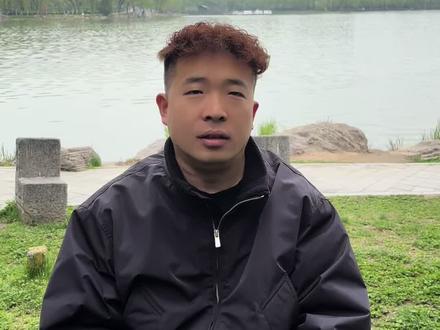 我知道我和菲菲不被大家看好,现实就是这样,但我们也有为了爱勇敢的选择吧。