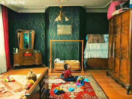 儿子被衣柜砸死后 家中就接连发生诡异的事 背后的真相竟毛骨悚然#胆小慎入 #惊悚悬疑 #电影解说