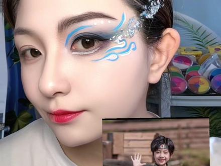 #舞台妆#儿童舞台妆#舞台妆彩绘#六一演出化妆品眼影 #民族舞妆容 六一不知道怎么给男孩子化妆的姐妹看下,这个是不是很简单!