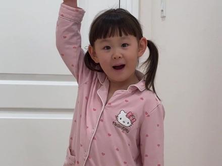 美美长大了,开始替妈妈分担工作了#人类幼崽越养越上头 #笑容加儿童电动牙刷