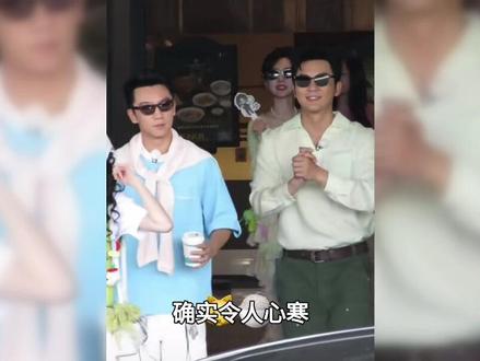 白鹿近期的举动在网络上引发了巨大争议,不少网友认为她不够成熟#白鹿 #李晨 #郑恺 #奔跑吧 #娱乐圈