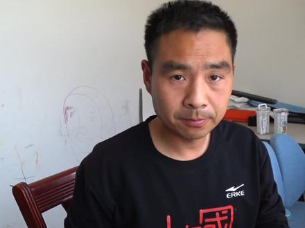 给电焊面罩加一个小玩意,简单易做又好用,焊工师傅必备技能 #匠人精神 #匠心匠人 #手艺匠人 #手工diy #一般人不知道是什么