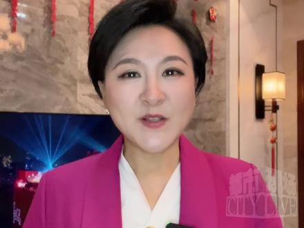 孙颖莎除夕发文:祝大家春节快乐。新的一年 带着热爱继续出发。#孙颖莎