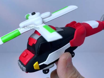 消防直升机粘土手工制作 #炫卡斗士 #重装赤魂王#自制玩具 #消防直升机 #艺术种草指南 @抓大鹅 #鹅来运转抓大鹅