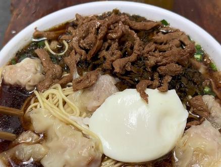 老城南三十年的馄饨面+雪菜+水蛋+小孩#南京美食 #街边小吃 #馄饨#alldayguyguy