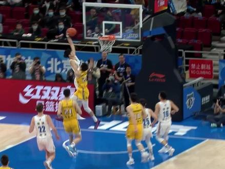 曾凡博反击快下大力劈扣 #当燃由我