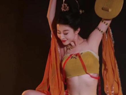 盘点误传是恒大歌舞团的美女-一一千唯的舞蹈片段 #恒大歌舞团 #白珊珊 #林丹丹 #一一千唯 #飞天舞