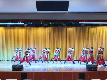 泾川四中舞蹈《天堂草原》 #舞蹈演出