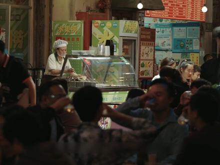 《她的盛焰》马思纯、宁理、袁姗姗 饶雨瓷设计柏木然,但是自己也受伤了#她的盛焰#她的盛焰复仇爽到上头