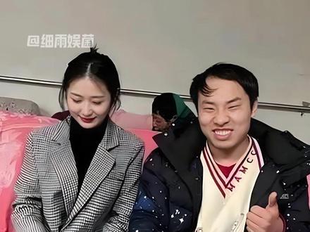 为何徐志胜恋爱五年从不秀恩爱?女友身份背景曝光,难怪说他除了显示器都是顶配#徐志胜 #孟子义 #杨幂 #内容启发搜索 #影娱热点团