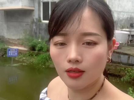 恭喜弟弟,弟媳、愿这座新家承载你们满满的幸福,守护你们温馨的生活。祝你们在新居中快乐安康,万事如意!