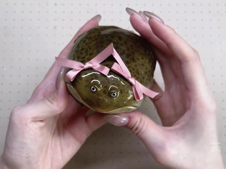 小丑蛙耳机壳自制教程🐸
可预定 #耳机壳 #萌物 #抽象#猎奇