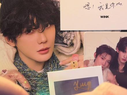 #wink杂志 #云熠99
长这么大头一遭,我买的时候都觉得自己“疯了”,我吗?杂志?是的我买了,并且在等红秀了。他们值得我等待。清醒的沉沦吗?是的有一批死侍。