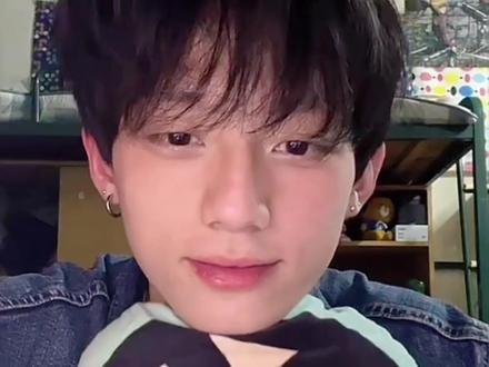 早期小明真的萌爆了!#赖伟明 #不呆不欲