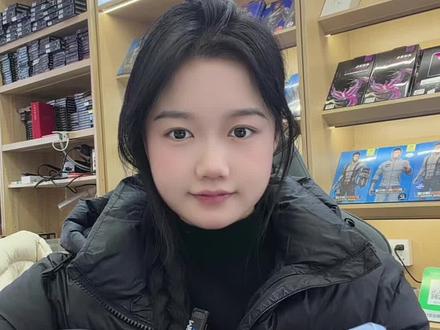 荣耀500pro 16+512g内存 仅仅拆封激活 没有使用过 充电0次 全套 特价3299🉐仅此一台 手慢🈚️#数码产品 #手机数码 #三门峡二手手机