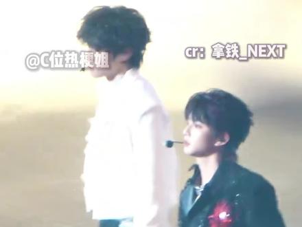 爱让歌担闯舞台,爱让舞担顶高音#橹穆 #王橹杰 #穆祉丞