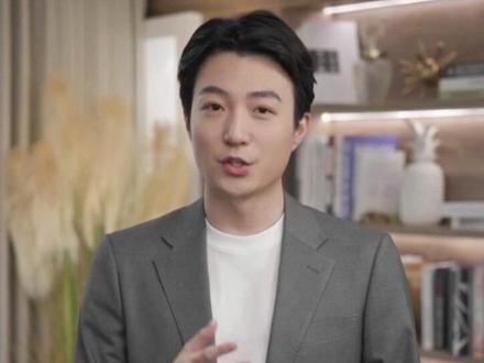 #财税干货知识 ✅个人用户:1小时限5次切换,单日50次封顶代账机构:1小时限20次,单日200次封顶
⚠️企业角色互切、企业切换、身份/自然人切换,全算次数!超了当天直接锁,没法办税!#电子税务局升级 #财务工作必备 #代账避雷 #办税提醒