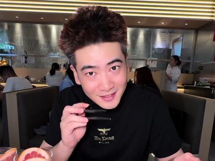 Tuna maki落地到西湖边了 新店开业上了很划算的代金劵 味道环境都很不错 #Tuna maki #湖滨银泰#心动美味指南 #520甜蜜季 #520好好吃饭好好爱