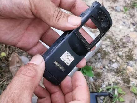 手机按键板下面都是镀金的#电子垃圾提炼黄金