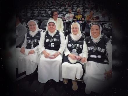 清贫的修女嬷嬷,凭什么买得起马刺的头等票? #圣安东尼奥马刺 #gospursgo #篮球人物