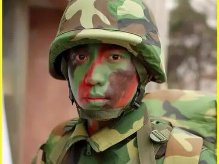 陈排被练废下身瘫痪,简直太让人痛心了#军旅 #特种兵 #抖音二创激励计划