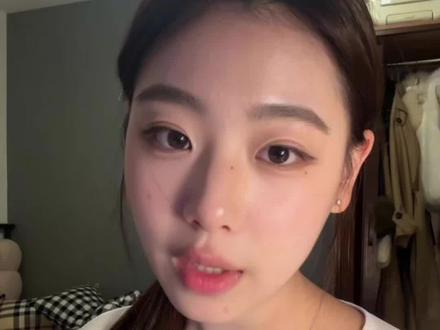 女生的拧巴来自“我想要”的真实感受和“我不该要”的规训意识 在打架。