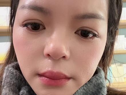 你从来什么事都自己扛着,你从来都是报喜不报忧,你说现在想要一个好的身体,我怎么能不心疼?